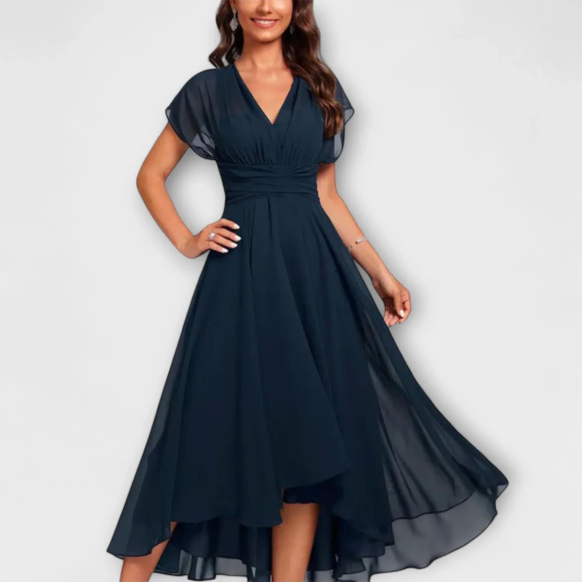 Julita – Vestido de noche fluido con escote en V - Imagen 2