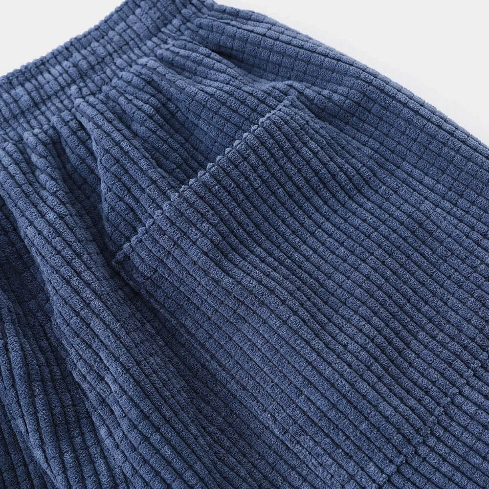Ramiro | Pantalones de terciopelo modernos - Imagen 4