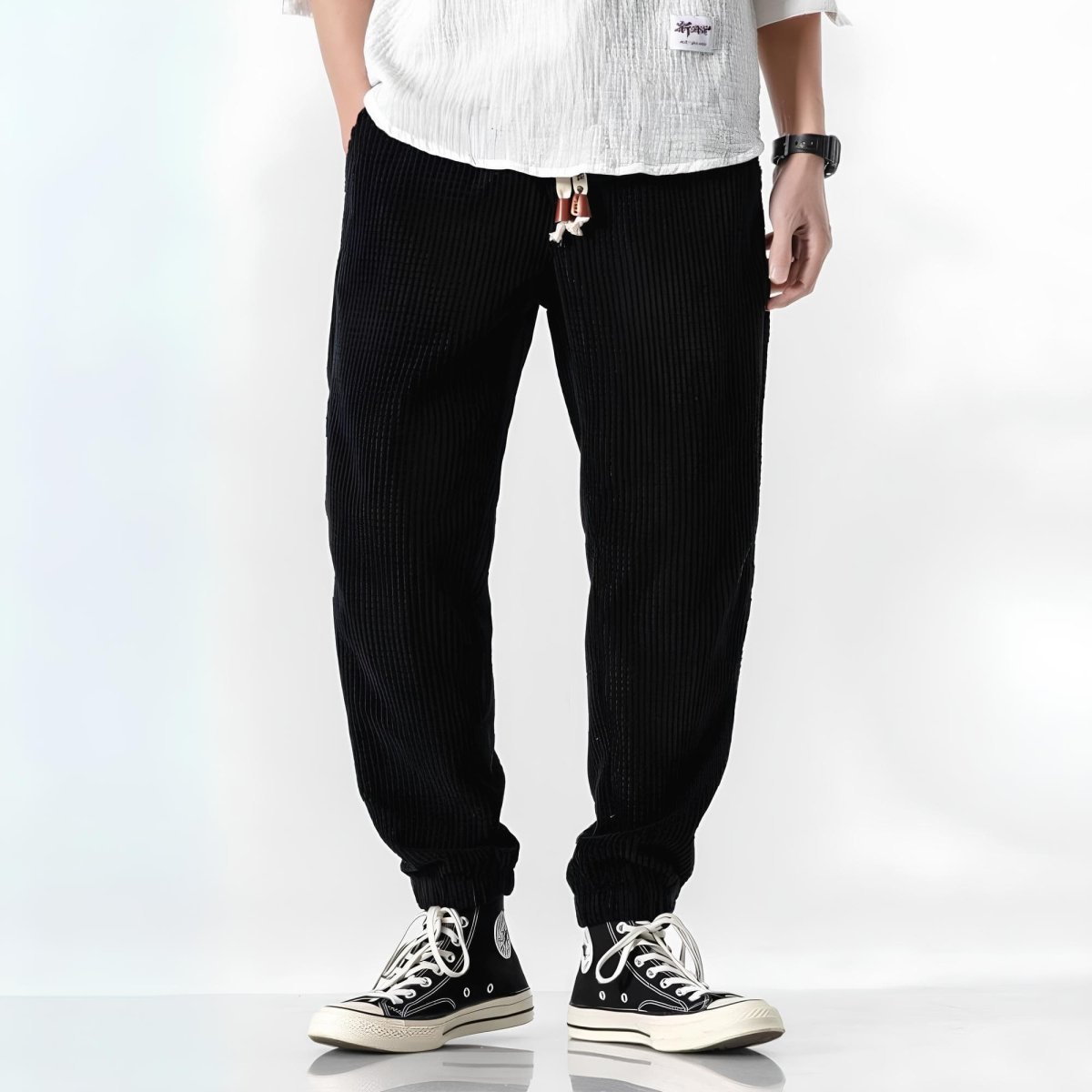 Ramiro | Pantalones de terciopelo modernos - Imagen 6
