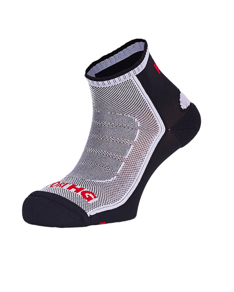 ALTAI · Calcetín corto de trailrunning con Climatherm y carbono | Negro - Imagen 2