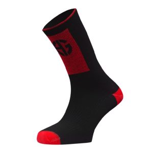 MERA · Calcetín de media caña polivalente con Dry-Tex | Negro/rojo