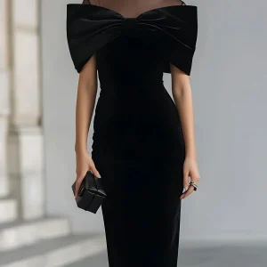 Regina ❘ Vestido Midi de Terciopelo Negro Dramático con Lazo