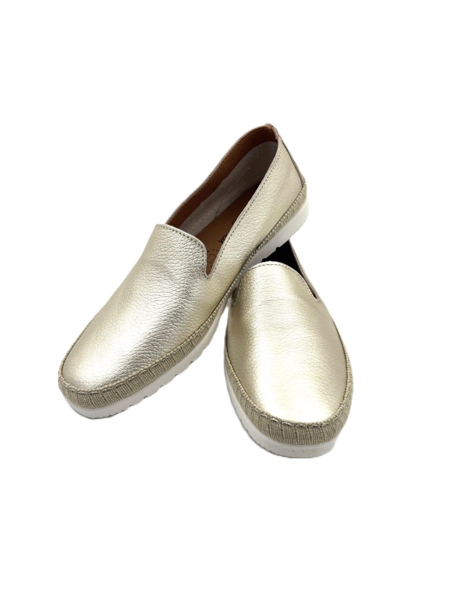 Slipper en piel con suela de goma y plantilla alcolchada - Imagen 2