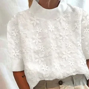 Nanna™ | Blusa bordada con cuello alto