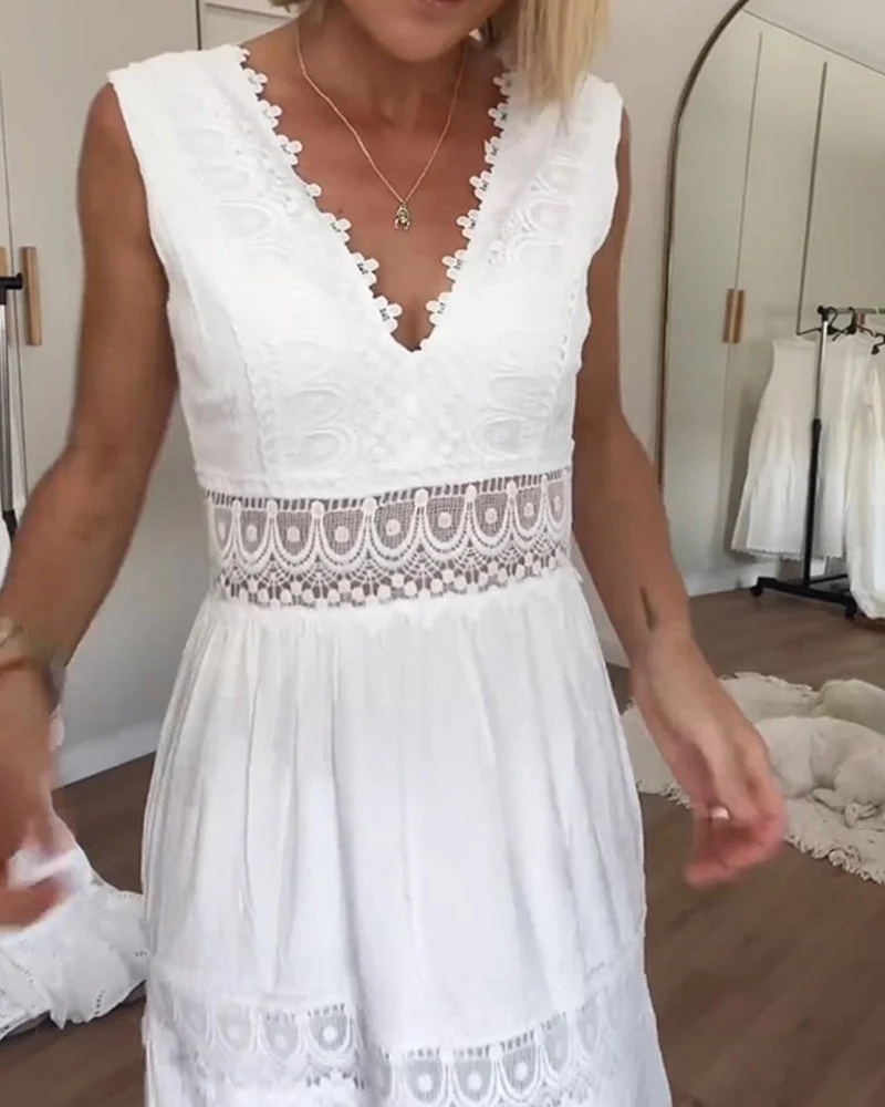 Kim | Vestido de encaje con escote en V - Imagen 4