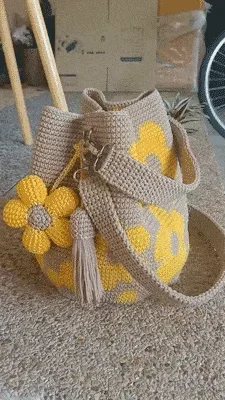 Jazmín - Saco Tote Floral de Croché Hecho a Mano para Mujer - Imagen 4