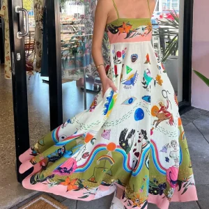 Vestido lencero estampado con una elegante pintura de posicionamiento