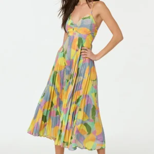 Lisa – Vestido largo plisado con estampado floral