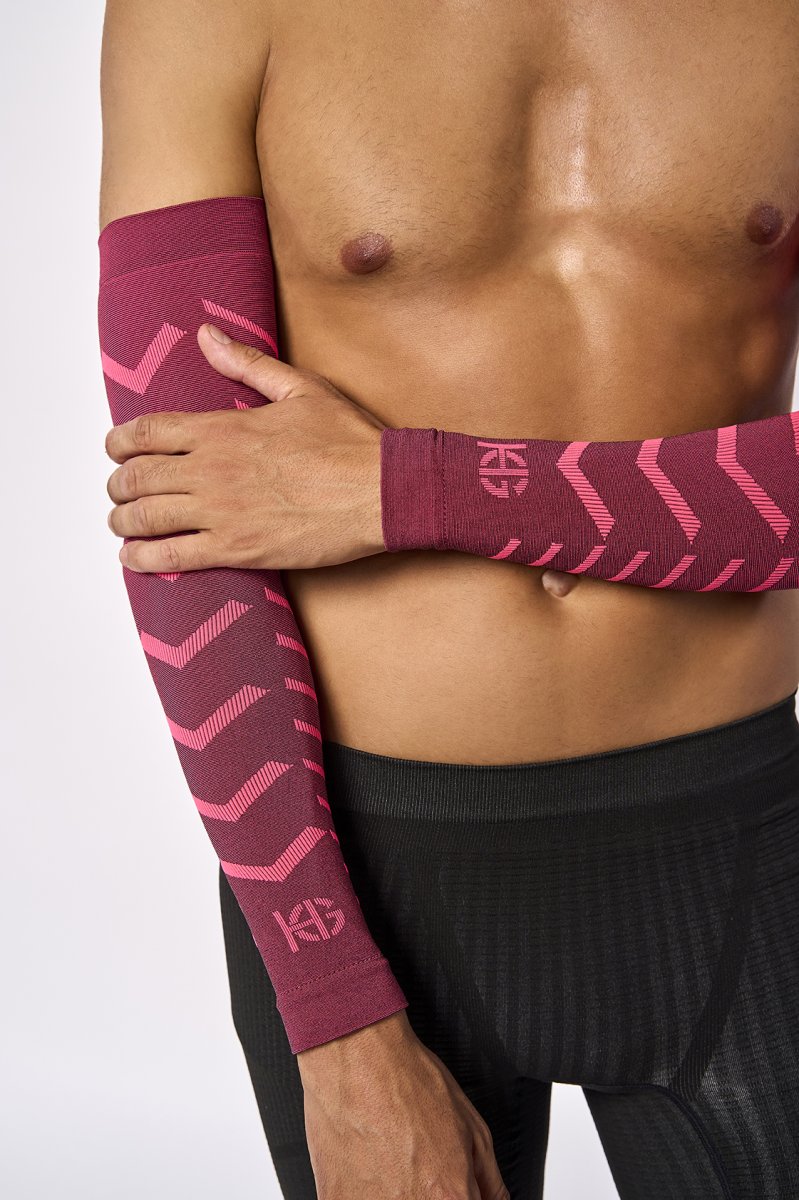 BONE · Manguitos técnicos con fibra de carbono para deporte | Fucsia - Imagen 5