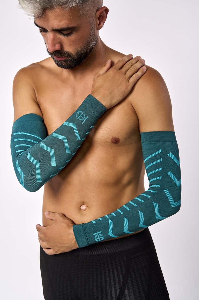 BONE · Manguitos técnicos con fibra de carbono para deporte | Turquesa - Imagen 5