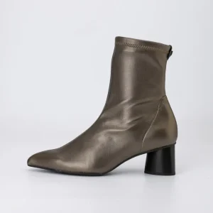 Botin Supreme Humo