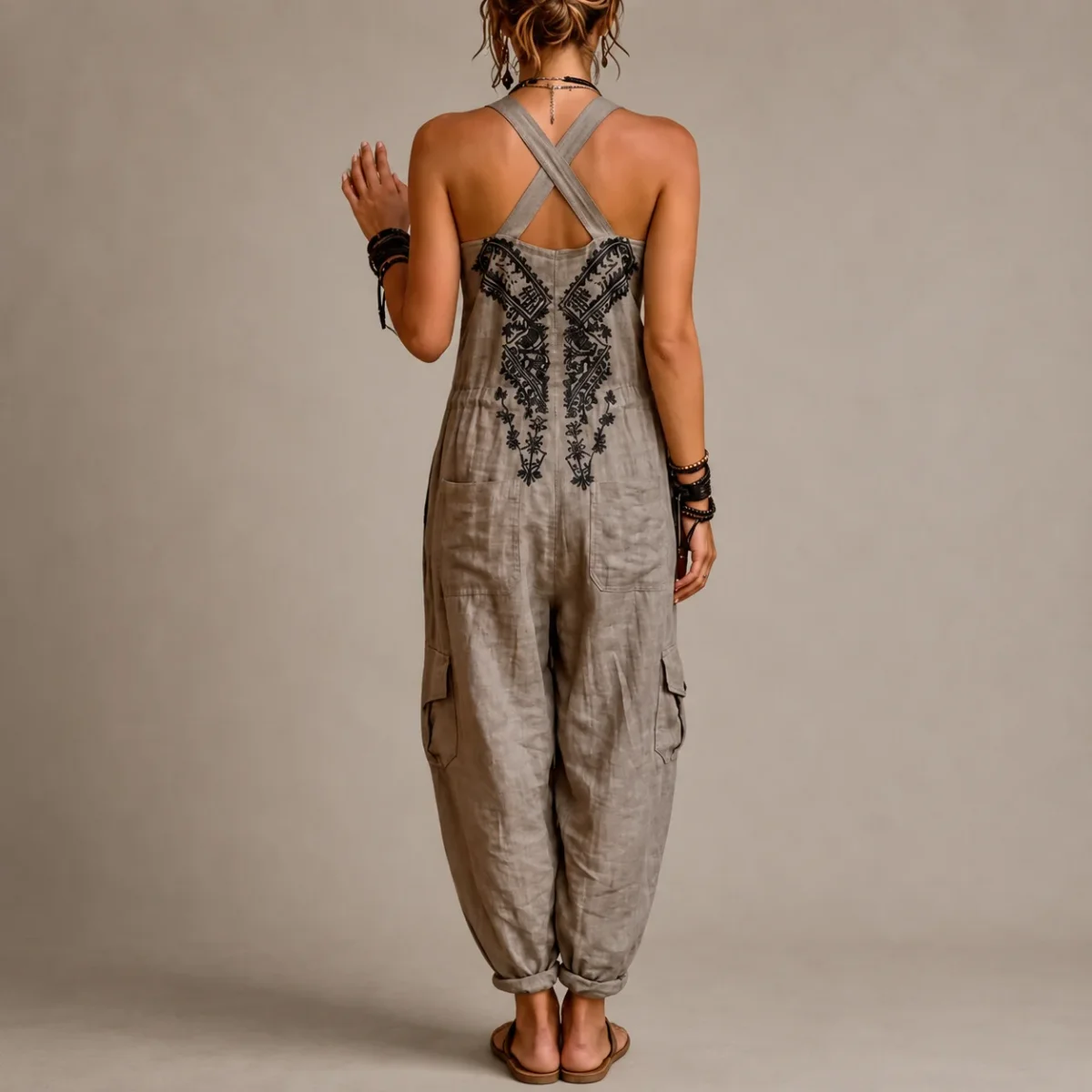 Astrid – Mono bohemio bordado para Mujer - Imagen 3