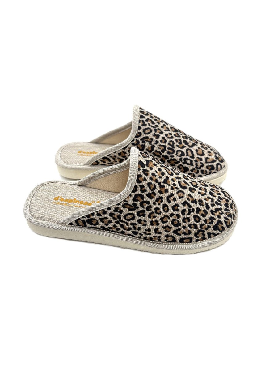 Zapatillas de casa cerradas con estampado leopardo - Imagen 3