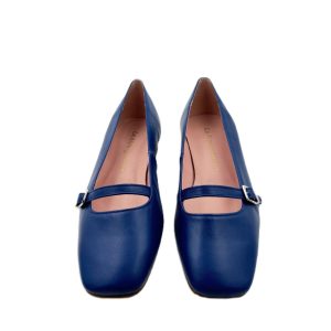 Zapato tipo mercedita para mujer en piel con cierre de hebilla