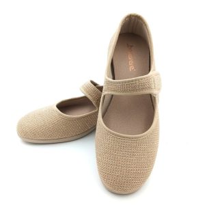 Mercedita con velcro y escamas plateadas y suela antideslizante