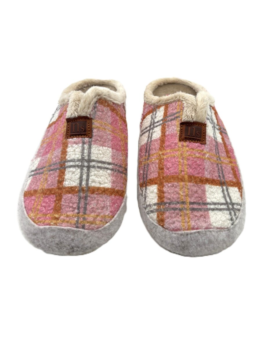 Zapatilla abierta para mujer de algodon con forro interior y dibujo de cuadros. - Imagen 7