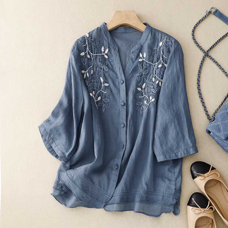 Laurienne™ | Blusa bordada con botones - Imagen 4