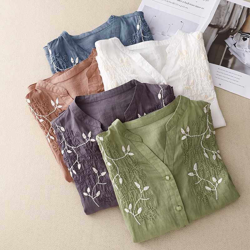 Laurienne™ | Blusa bordada con botones - Imagen 7