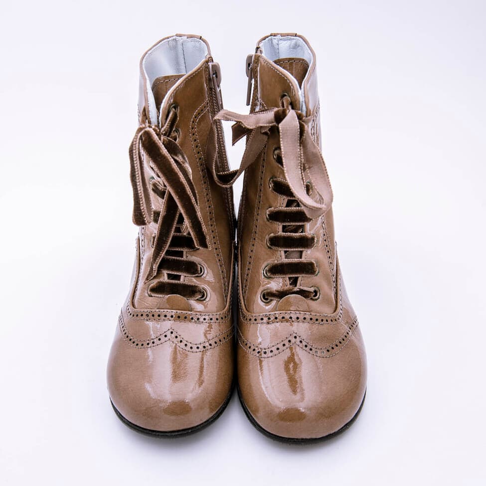 Bota Pascuala Cordón Y Cremallera Charol Hamiltom - Imagen 5