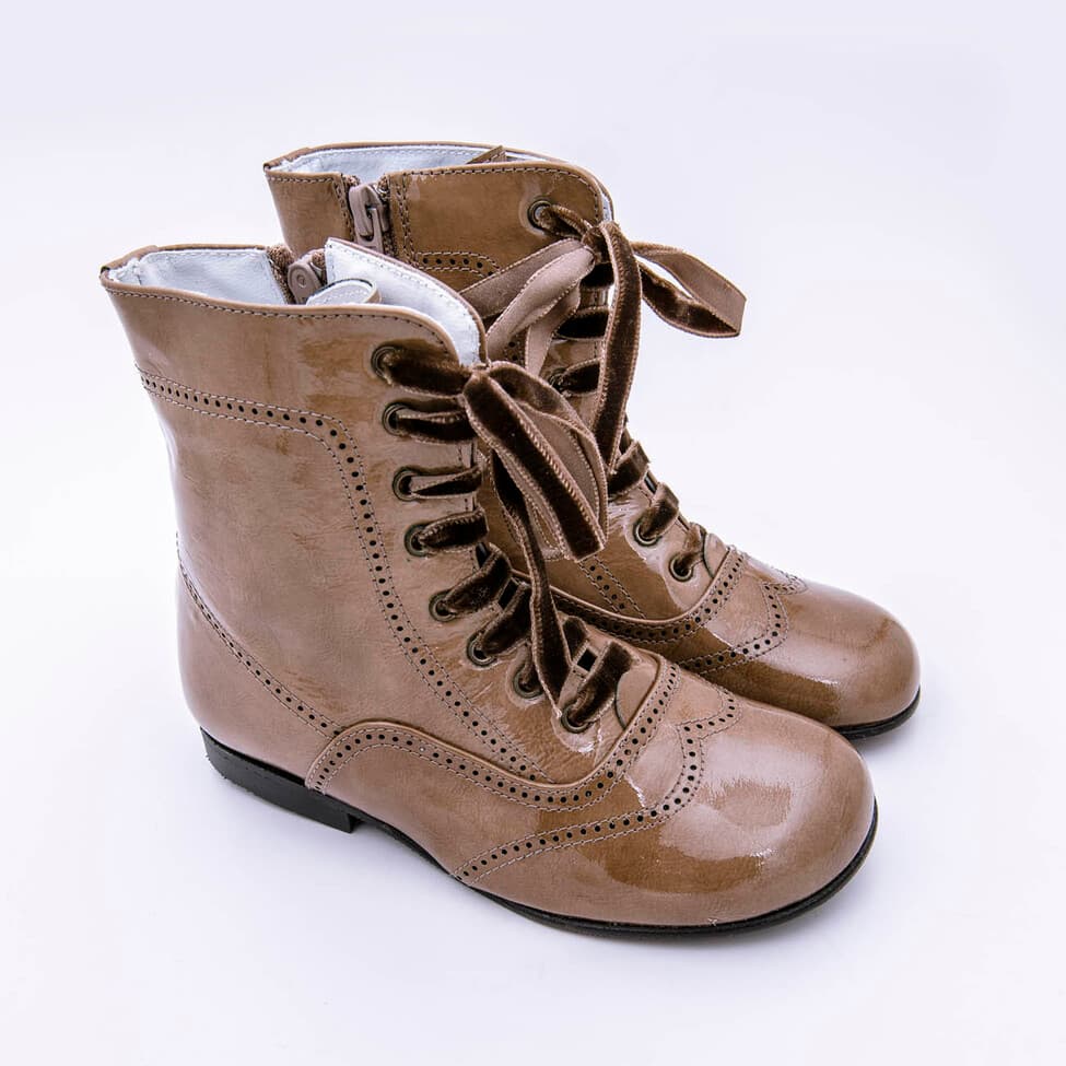 Bota Pascuala Cordón Y Cremallera Charol Hamiltom - Imagen 6