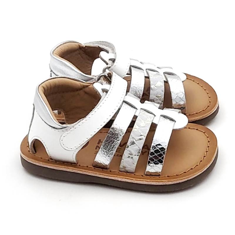 Sandalias para niñas en napa piel metalizada con cierre de velcro - Imagen 3