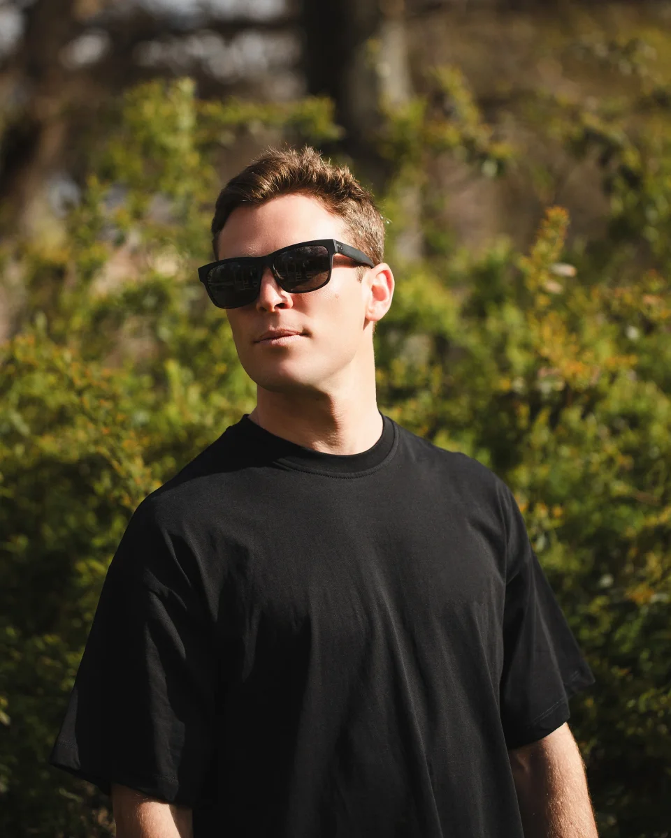 Ushuaia Black Tortoise / Black - Imagen 4