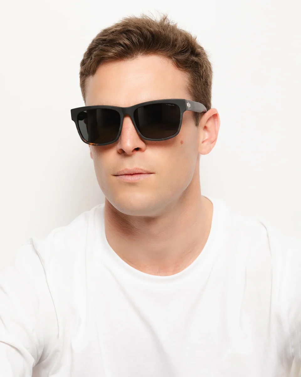 Ushuaia Black Tortoise / Black - Imagen 7