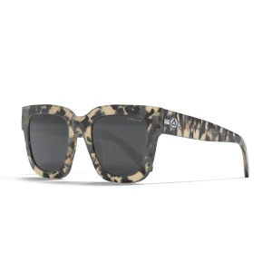 Lake Brown Tortoise / Black