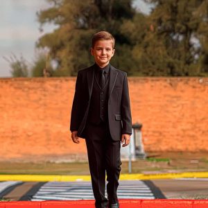 Traje Clásico de Niño Negro