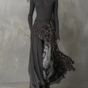 Nkem - Vestido Largo a Rayas con Estampado de Leopardo