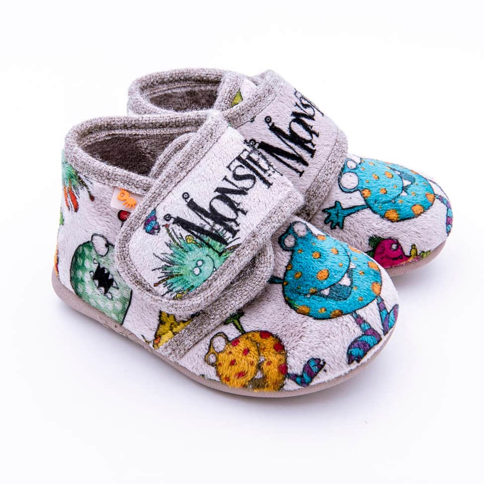 Zapatilla de niños para casa en algodón con cierre de velcro con motivo de Mosthers y con suela de goma - Imagen 3