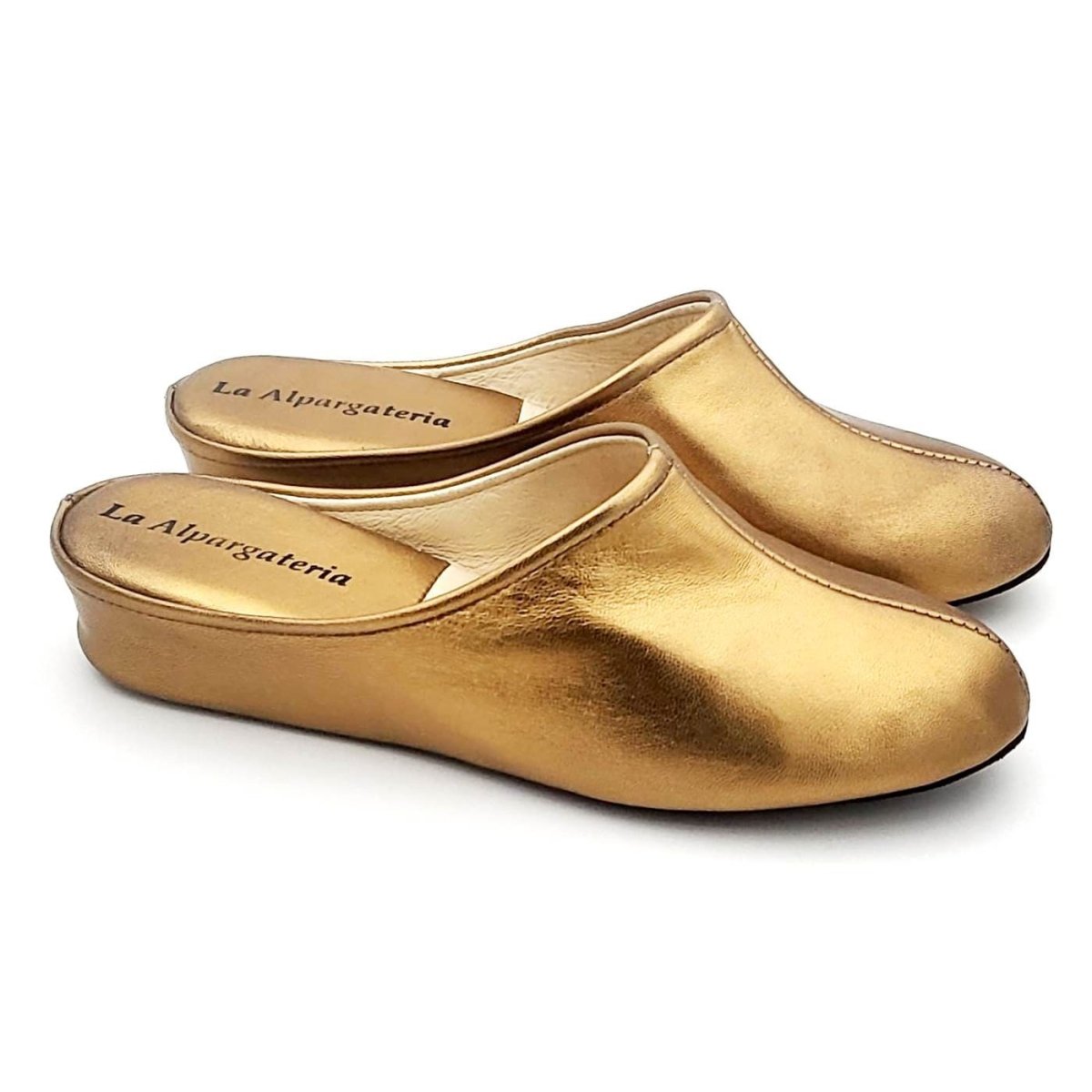Zapatillas en napa piel de mujer con suela silenciosa y tacon de 3cm - Imagen 8