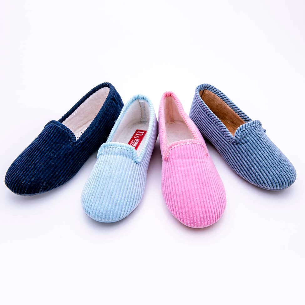 Zapatillas Clásicas para casa cerradas en algodón PANA - Imagen 3