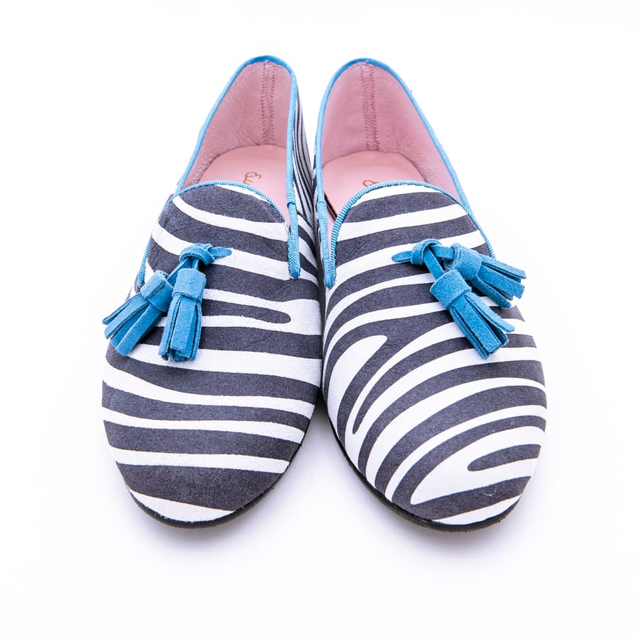 Zapato Tacón Bajo Borlas Rayas - Imagen 6