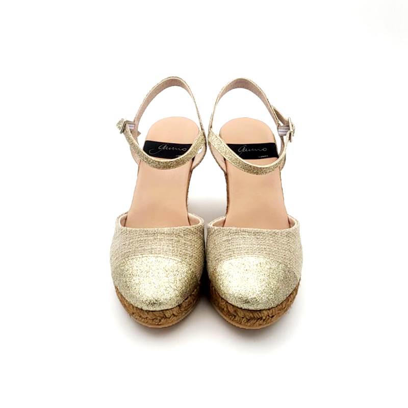 Alpargata lino puntera glitter cuña 7cm y cierre de correa de la marca Gaimo - Imagen 4