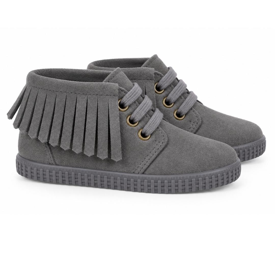 Botita En Ante Piel Con Flecos y Cordones - Imagen 3