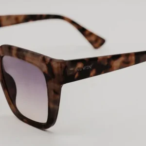 Gafas de Sol Munich – Estilo Oversize en Carey Milky