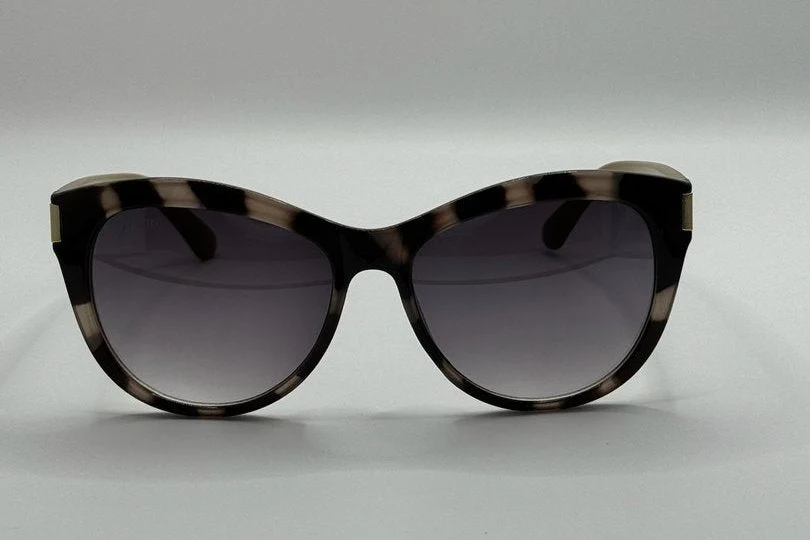 Gafas de Sol Pierre – Estilo Cat-Eye en Gris Horn y Beige - Imagen 3