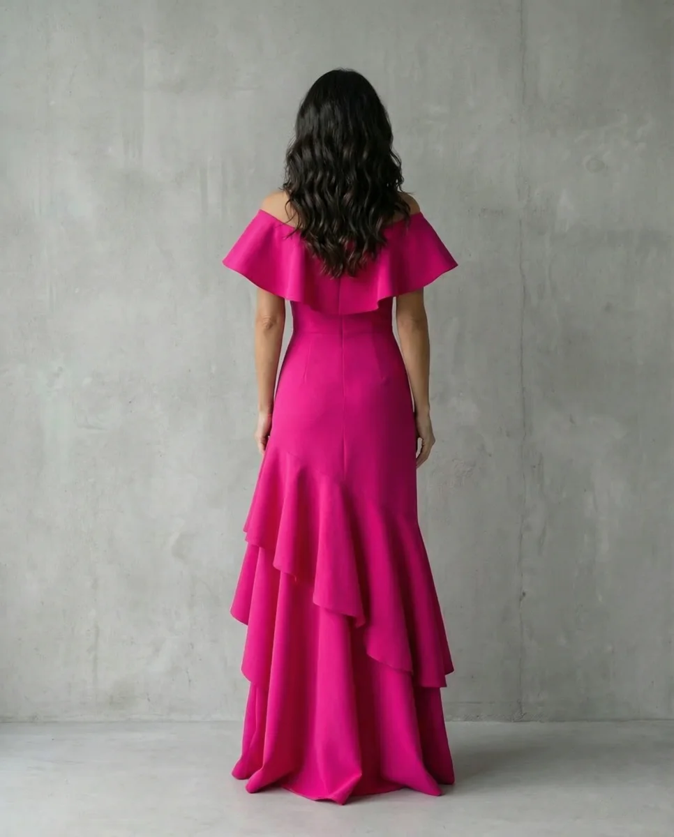 Isabel · Vestido elegante de Mujer con volantes y escote en V - Imagen 4