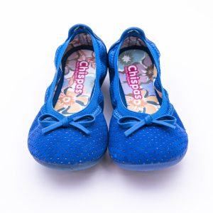 Parisinas infantiles en ante con gomas lazada con perforados y suela de goma antideslizante