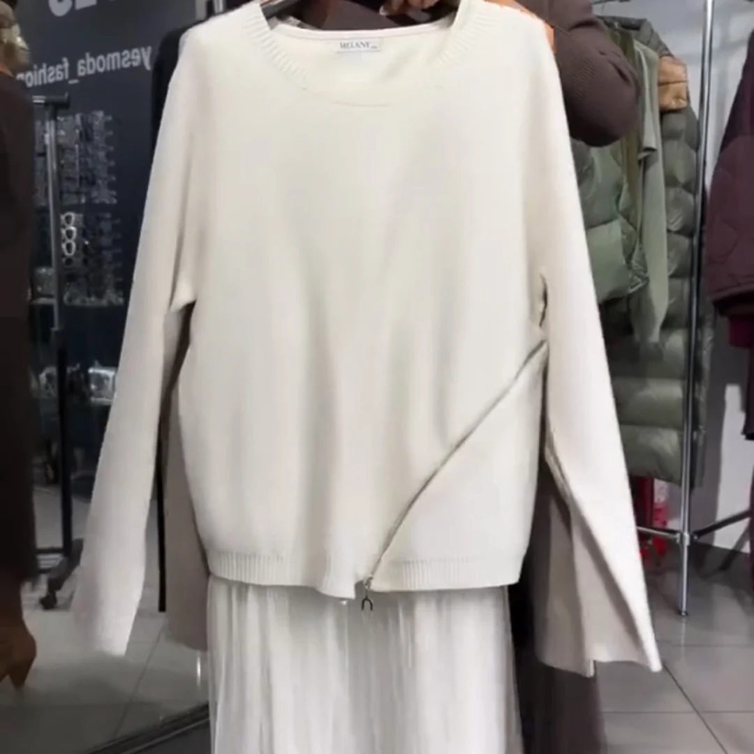 Ullé | Vestido elegante de punto y tul para mujer - Imagen 7