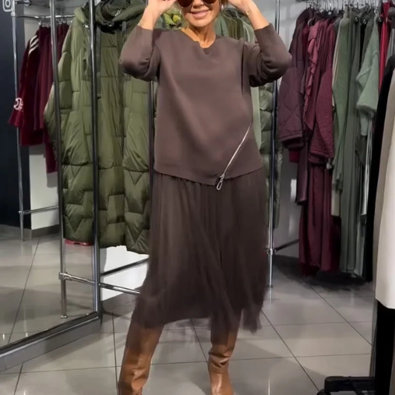 Ullé | Vestido elegante de punto y tul para mujer - Imagen 9