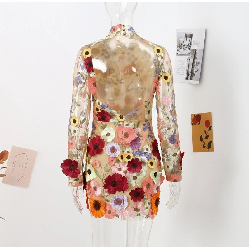 Carla™ Vestido con Adornos Florales - Imagen 6