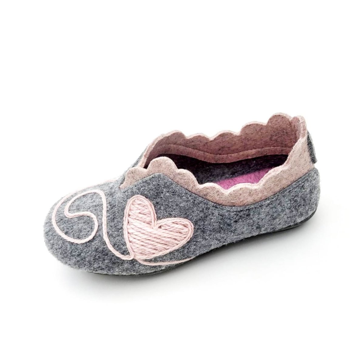 Zapatilla cerrada corazón - Imagen 5