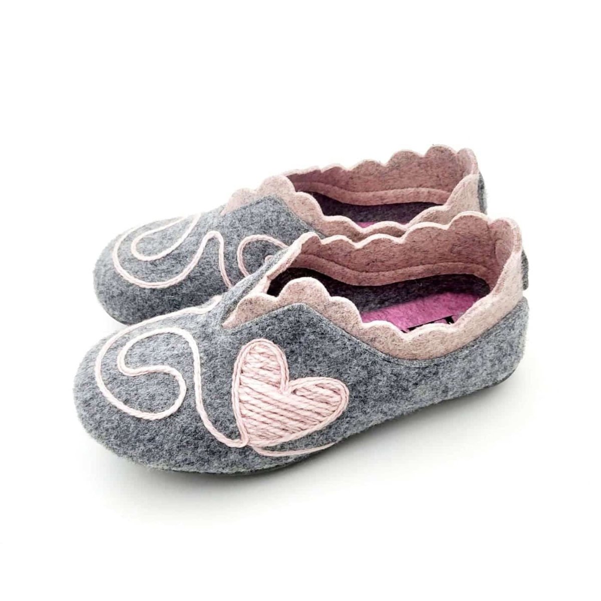 Zapatilla cerrada corazón - Imagen 3