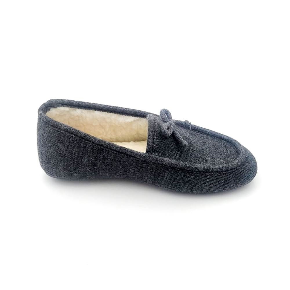 Zapatilla para casa cerrada tipo mocasín con suela de goma - Imagen 6