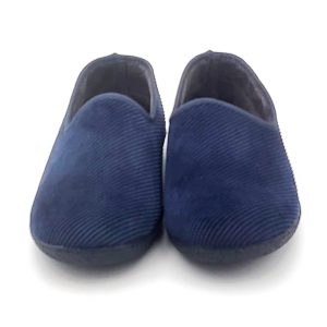 Zapatilla Cerrada Pana con suela antideslizante