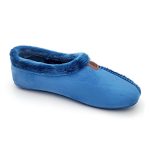 Zapatilla cerrada con pelo con suela super flexible. - Imagen 5