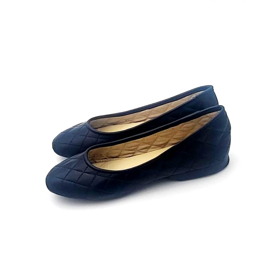 Zapatillas Clásicas para casa cerradas en PIEL COSIDA TIPO CHANNEL - Imagen 6