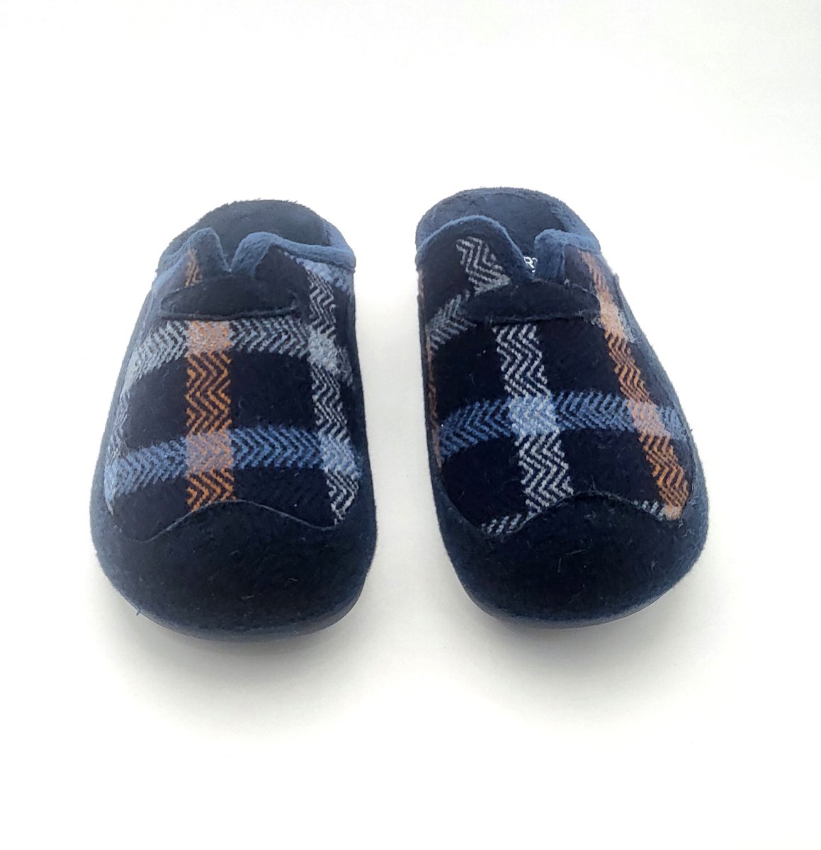 Zapatilla de casa para hombre en algodón natural con cuadros escoceses y con suela de goma. - Imagen 5